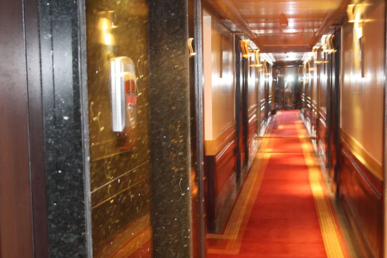 Grand Hotel Бейрут Экстерьер фото