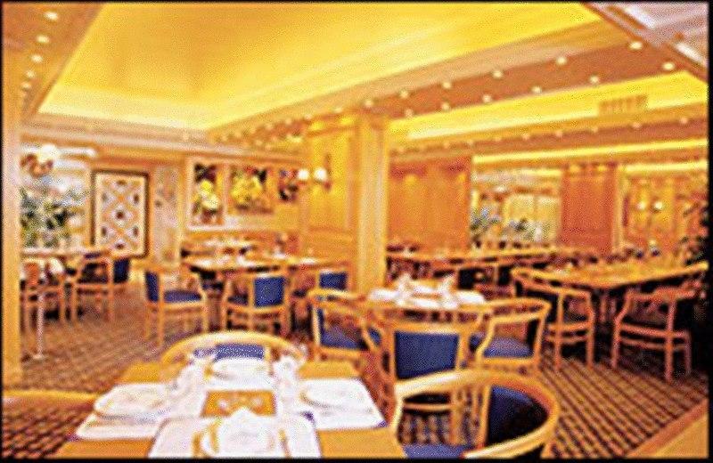 Grand Hotel Бейрут Экстерьер фото