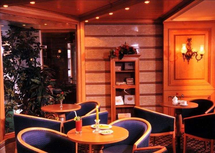 Grand Hotel Бейрут Экстерьер фото